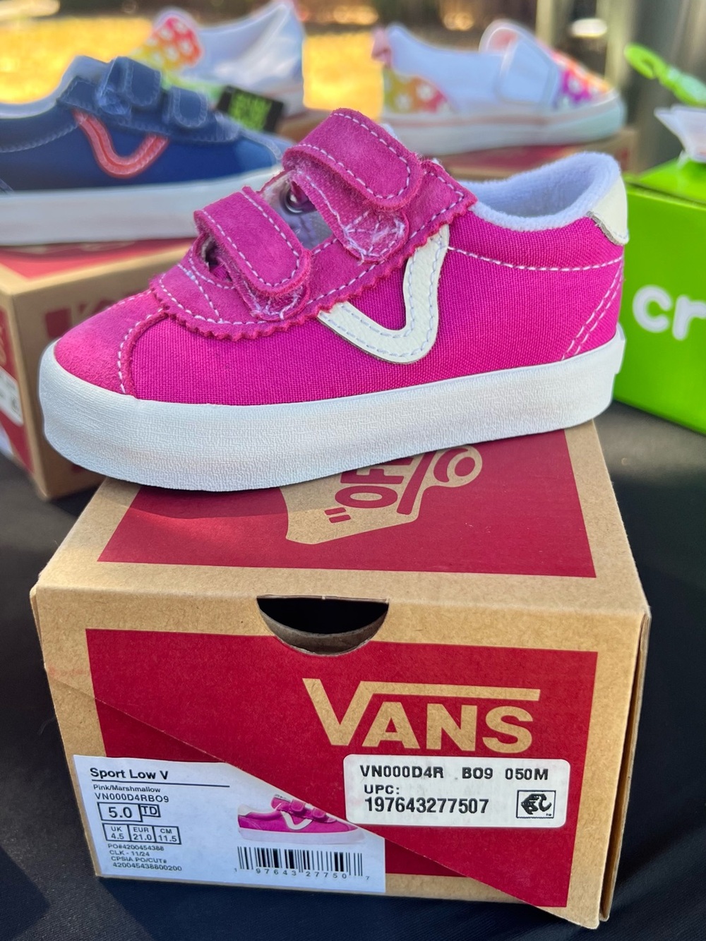 Vans Kids Pink Canvas Hook-and-Loop Low Top Sneaker